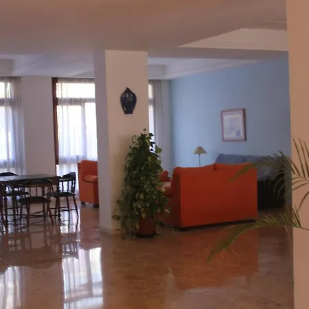 El Velero Vip * Torremolinos