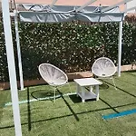 El Velero Vip شقة